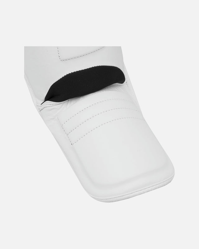 Espinilleras Adidas Speed Thai Shin-n-Step – Blanco/Oro