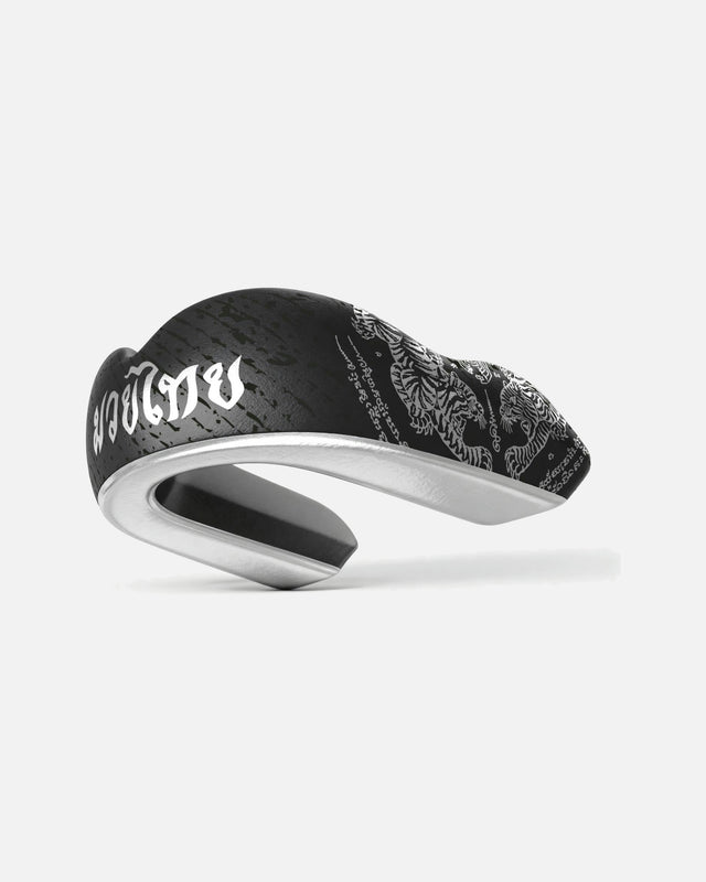 Phantom Athletics Tandbeskytter Elite Sak Yant – Sort