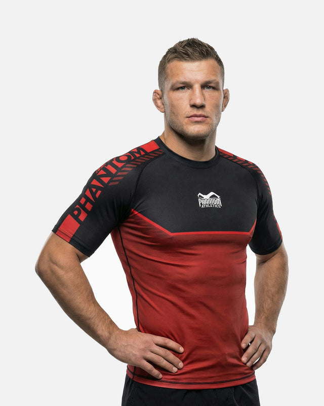 Phantom Athletics Rashguard EVO Apex Korta Ärmar – Röd