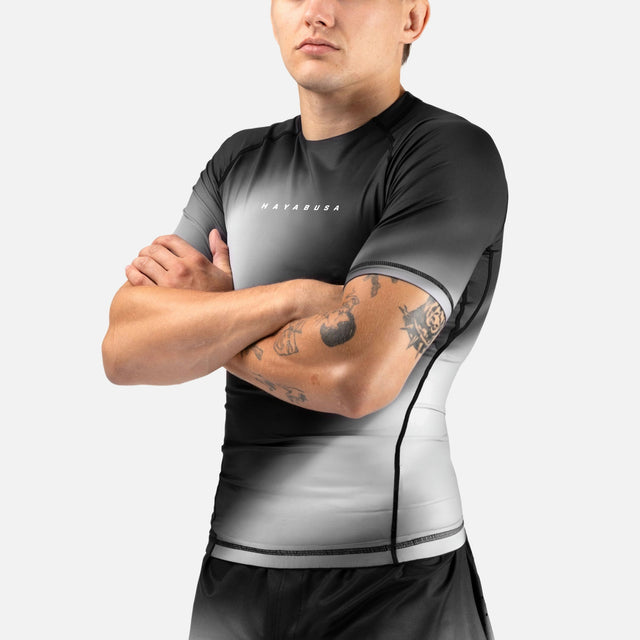 Hayabusa Rashguard Apex Nova Kurzarm – Grau