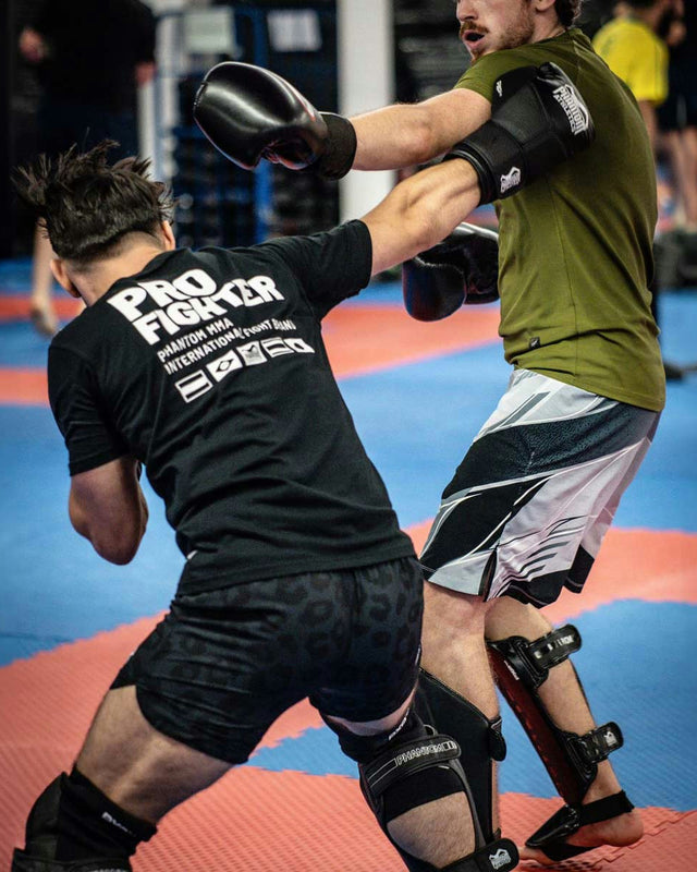 Pantaloni scurți MMA Phantom Athletics Fusion – Panther Negru
