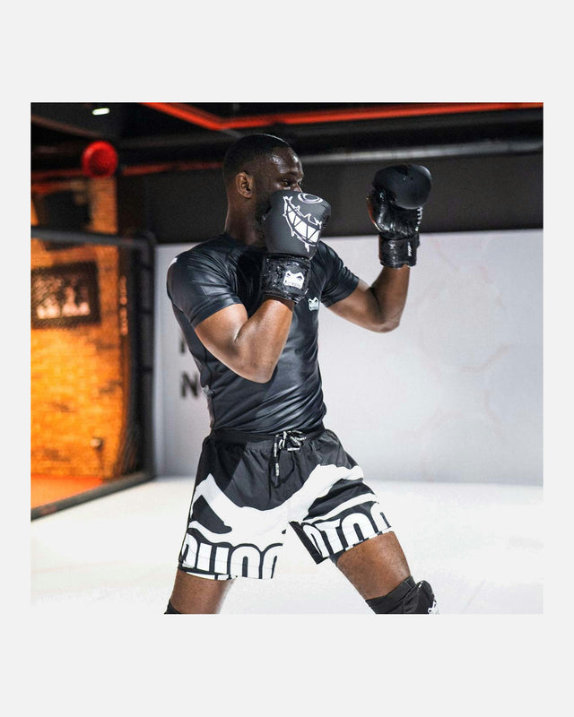 Phantom Athletics MMA-Shorts Fusion-R 2in1 Savage – Schwarz/Weiß