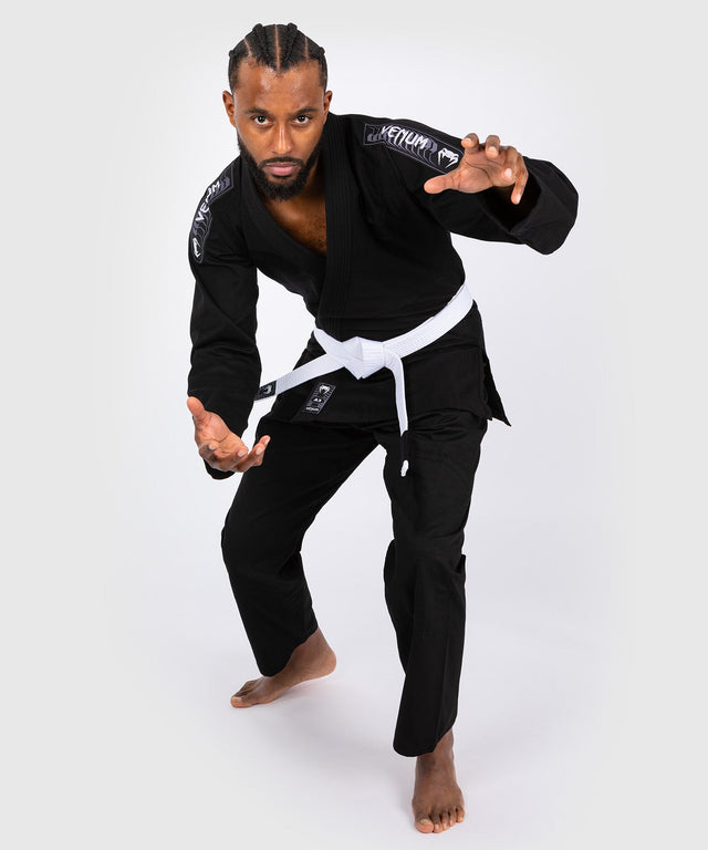 Kimono BJJ Venum First – Nero – incl. cintura bianca