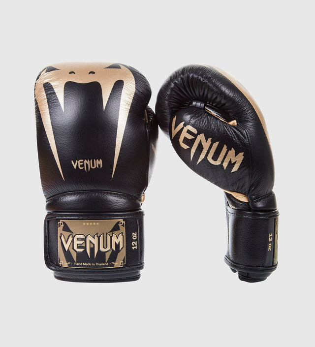 Luvas de boxe Venum Giant 3.0 – Preto/Ouro