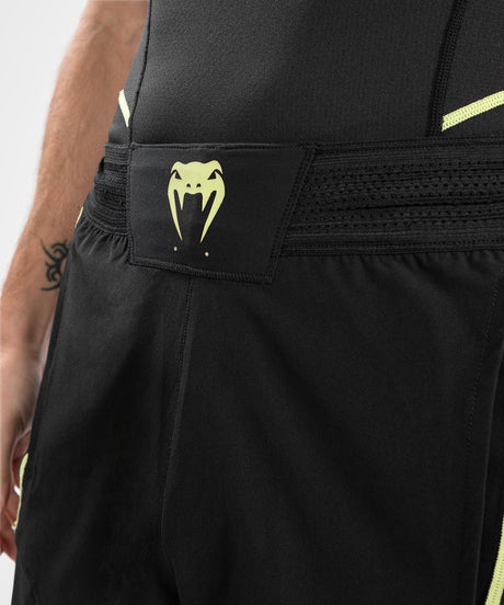 Pantaloncini MMA Venum Fusion 2.0 – Nero/Giallo