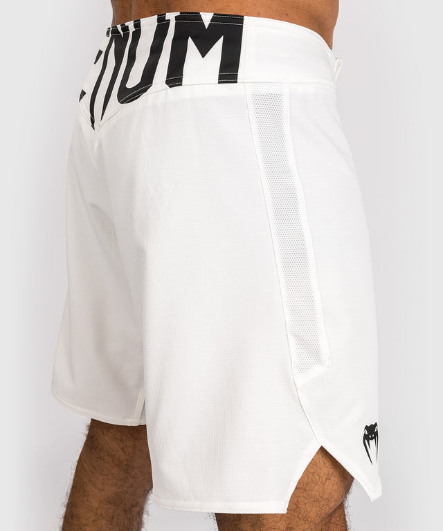 Pantaloncini MMA Venum Light 5.0 – Bianco/Nero