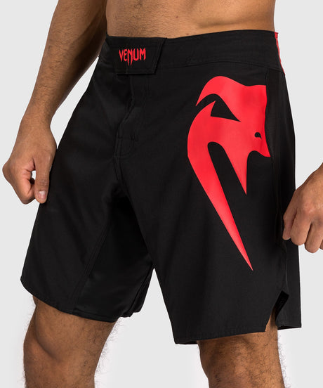 Pantaloncini MMA Venum Light 5.0 – Nero/Rosso